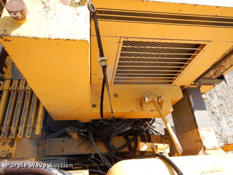 image for item DR4518 Gomaco GHP-2800  slipform paver