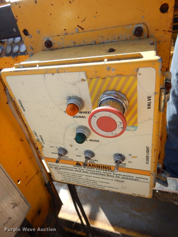 image for item DR4518 Gomaco GHP-2800  slipform paver