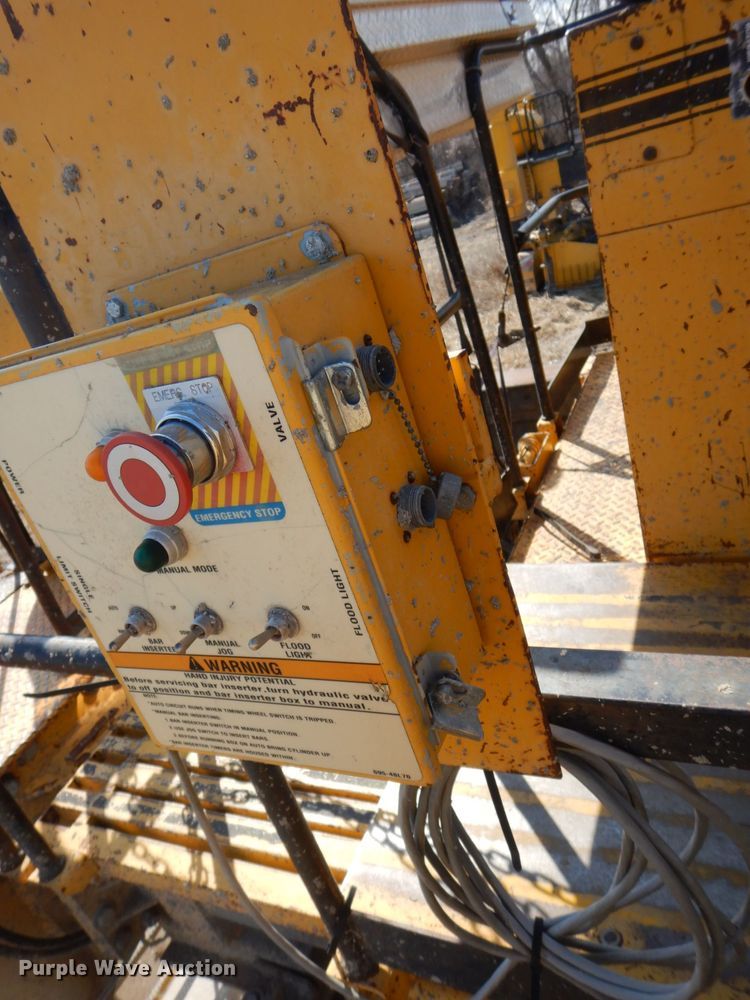 image for item DR4518 Gomaco GHP-2800  slipform paver