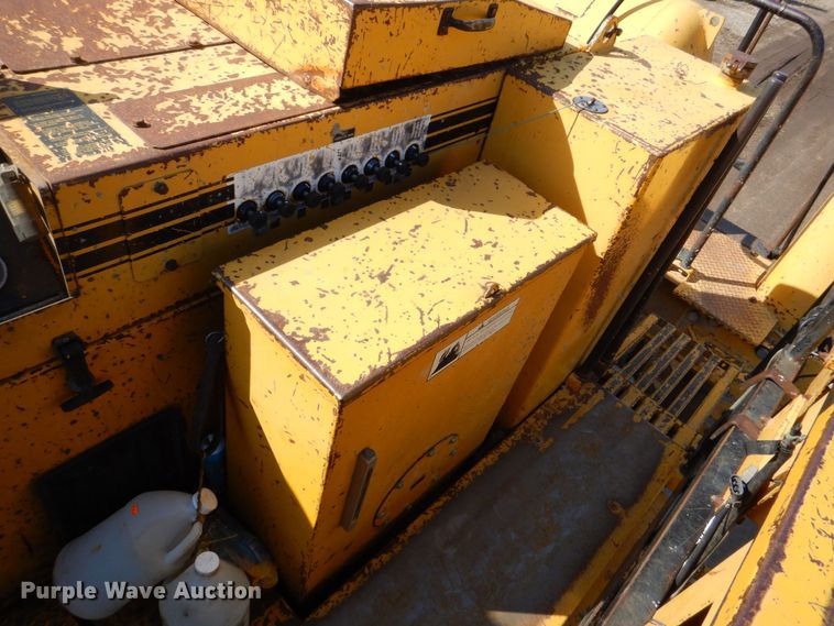 image for item DR4518 Gomaco GHP-2800  slipform paver