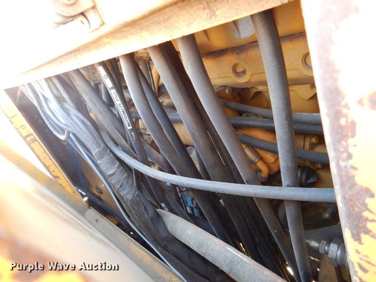 image for item DR4518 Gomaco GHP-2800  slipform paver