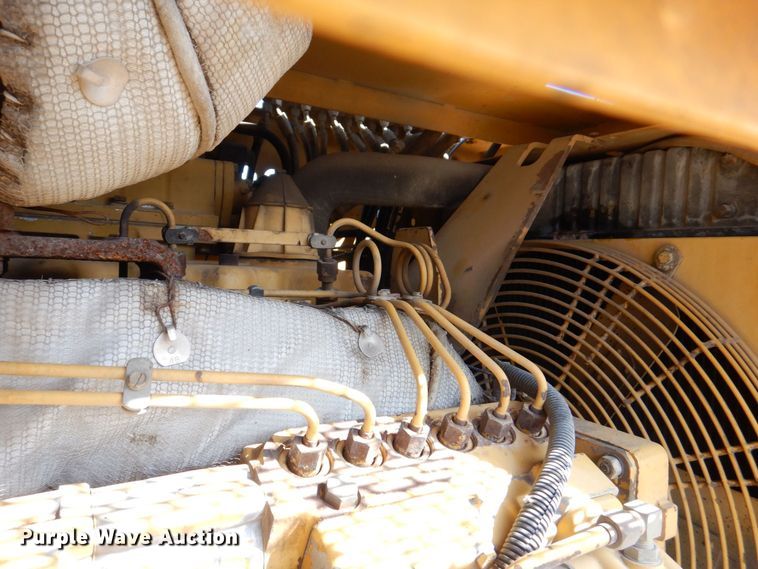 image for item DR4518 Gomaco GHP-2800  slipform paver