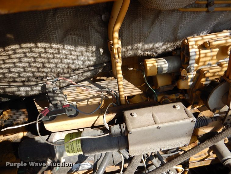 image for item DR4518 Gomaco GHP-2800  slipform paver