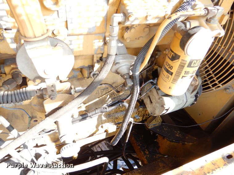 image for item DR4518 Gomaco GHP-2800  slipform paver