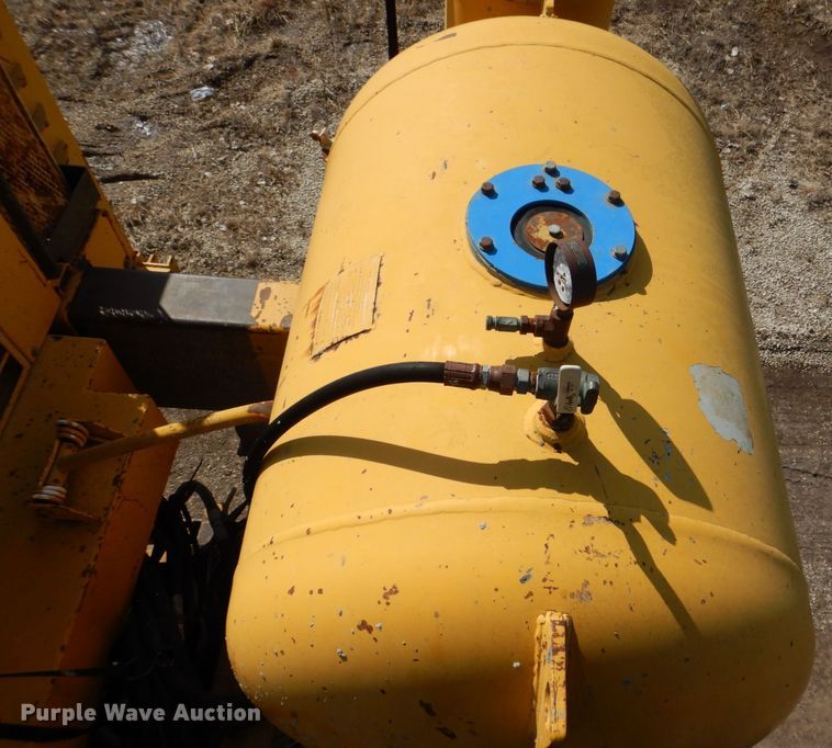 image for item DR4518 Gomaco GHP-2800  slipform paver