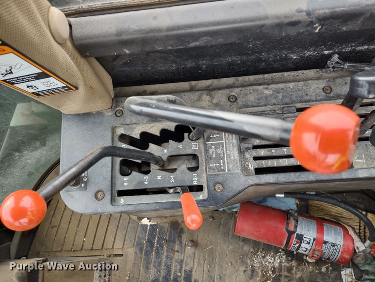 image for item DR8260 1995 John Deere 8770  4WD tractor