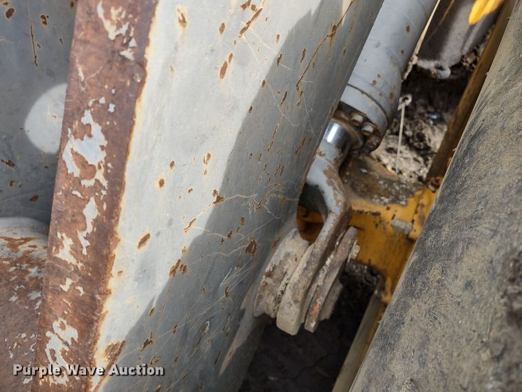 image for item DR8261 1997 Volvo L70C  wheel loader