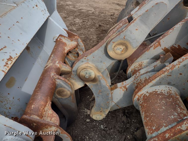 image for item DR8261 1997 Volvo L70C  wheel loader