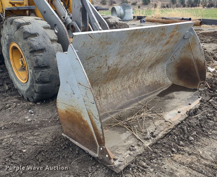 image for item DR8261 1997 Volvo L70C  wheel loader