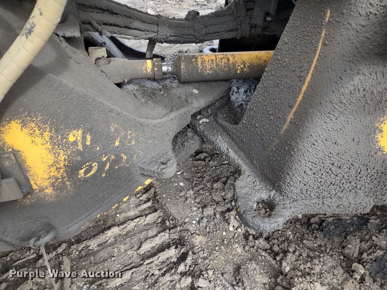 image for item DR8261 1997 Volvo L70C  wheel loader