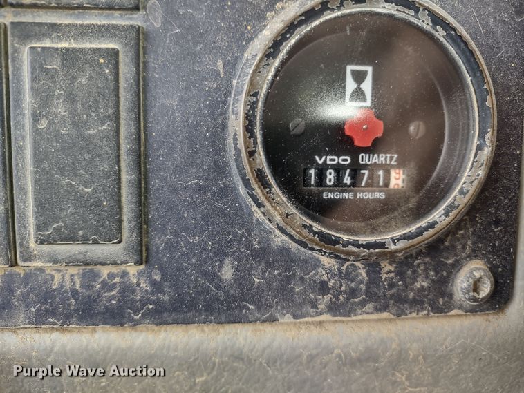 image for item DR8261 1997 Volvo L70C  wheel loader