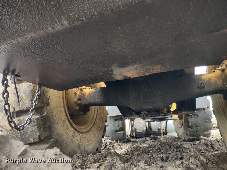 image for item DR8261 1997 Volvo L70C  wheel loader