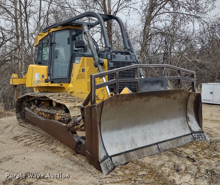 image for item DR8271 2012 John Deere 850K  dozer