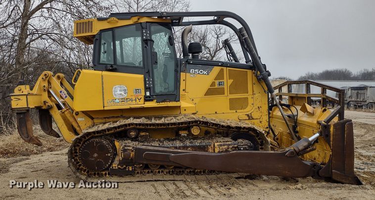 image for item DR8271 2012 John Deere 850K  dozer