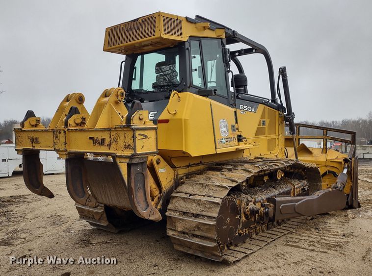 image for item DR8271 2012 John Deere 850K  dozer