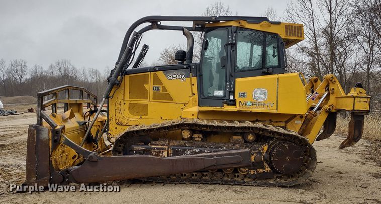 image for item DR8271 2012 John Deere 850K  dozer