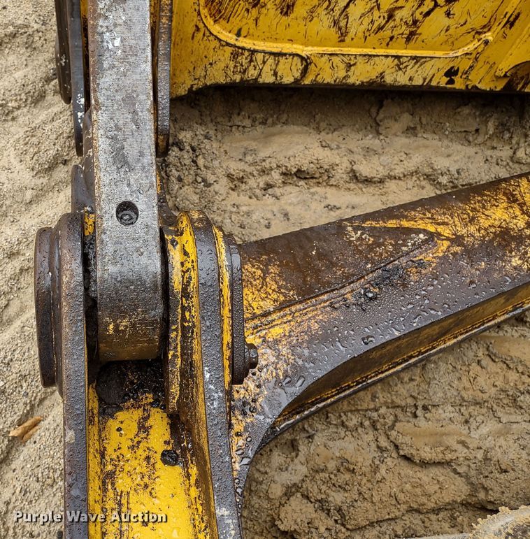 image for item DR8271 2012 John Deere 850K  dozer