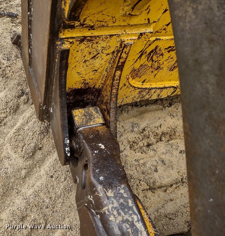 image for item DR8271 2012 John Deere 850K  dozer