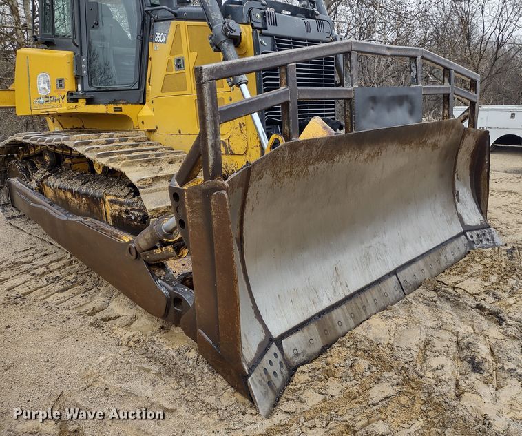 image for item DR8271 2012 John Deere 850K  dozer