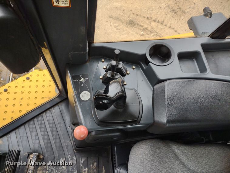 image for item DR8271 2012 John Deere 850K  dozer