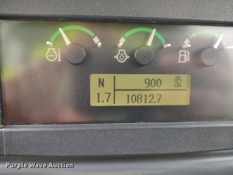 image for item DR8271 2012 John Deere 850K  dozer