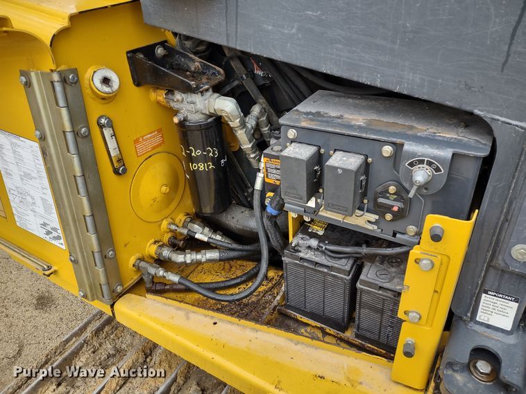 image for item DR8271 2012 John Deere 850K  dozer