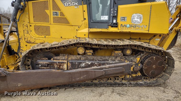 image for item DR8271 2012 John Deere 850K  dozer