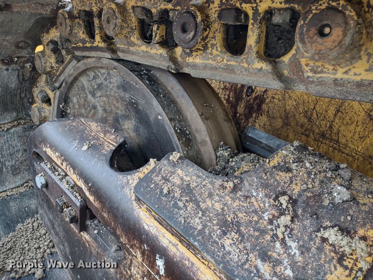 image for item DR8271 2012 John Deere 850K  dozer