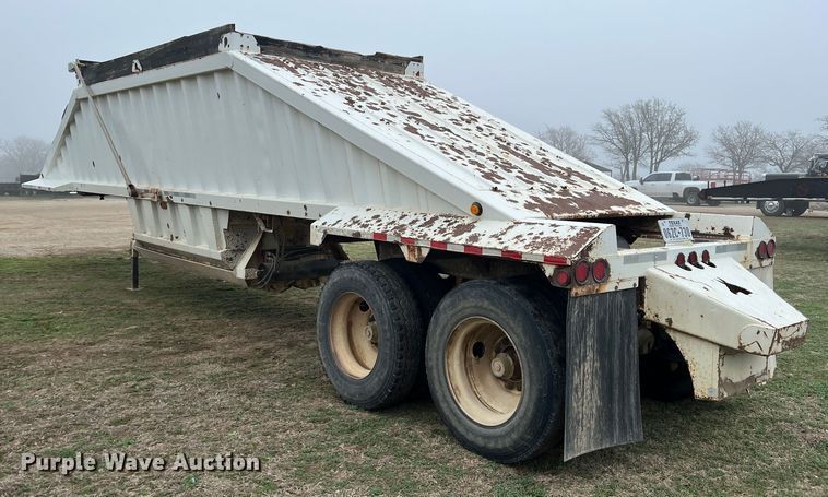 image for item DS2823 2009 CTS BDT-40  bottom dump trailer
