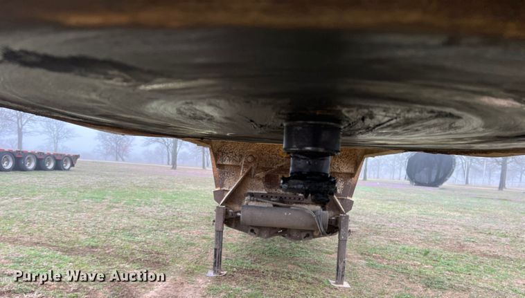 image for item DS2823 2009 CTS BDT-40  bottom dump trailer