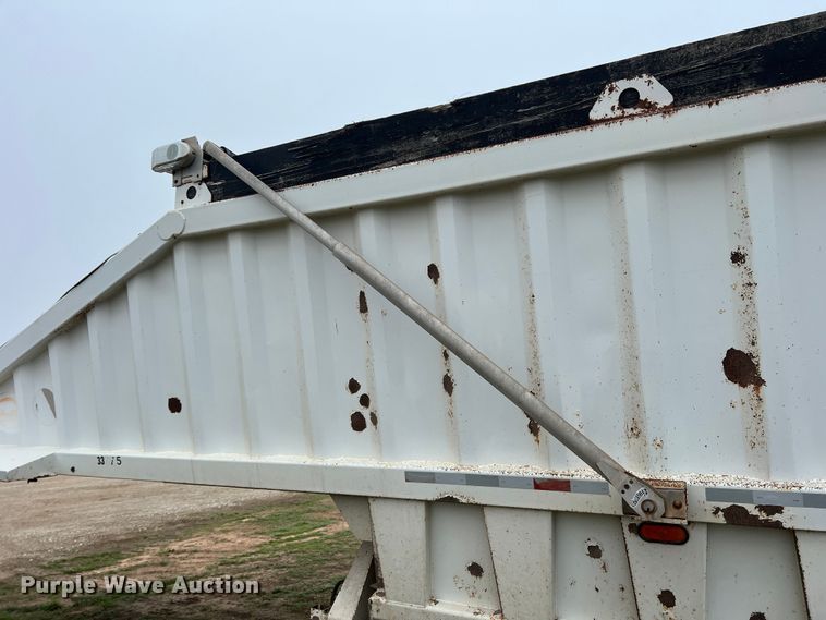 image for item DS2823 2009 CTS BDT-40  bottom dump trailer