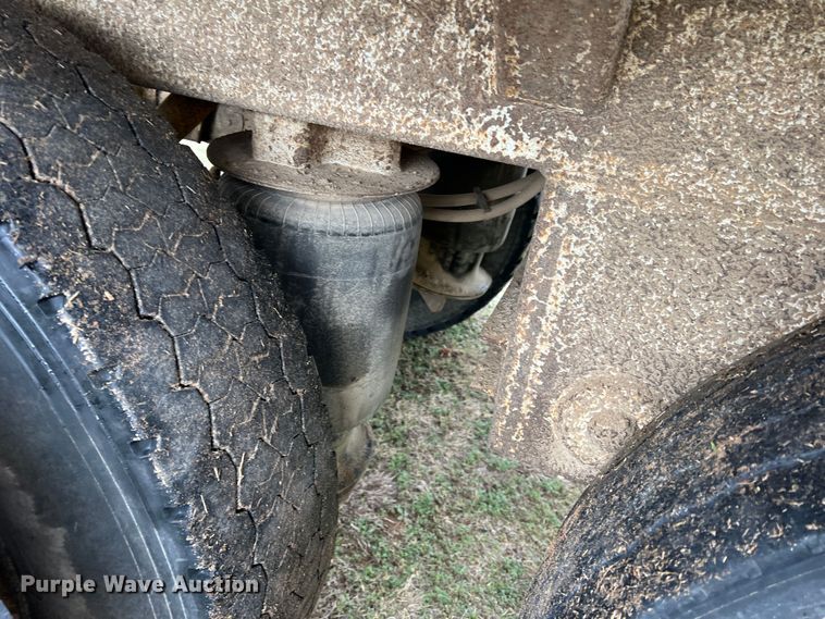 image for item DS2823 2009 CTS BDT-40  bottom dump trailer