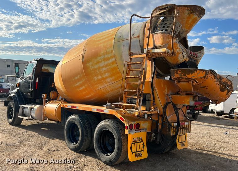 image for item DS2836 2007 Sterling L9500  ready mix truck