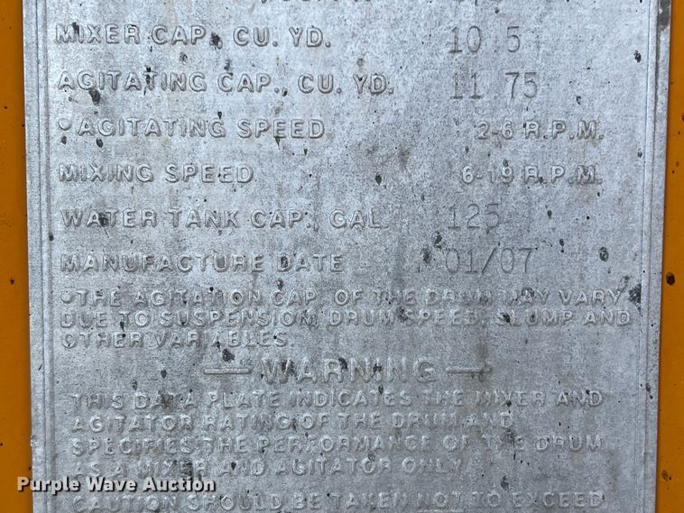 image for item DS2836 2007 Sterling L9500  ready mix truck