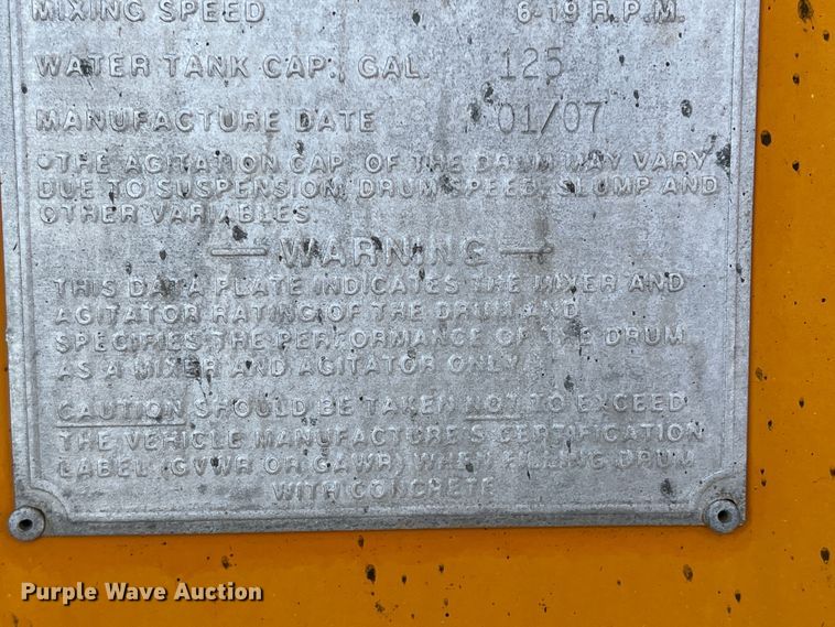 image for item DS2836 2007 Sterling L9500  ready mix truck