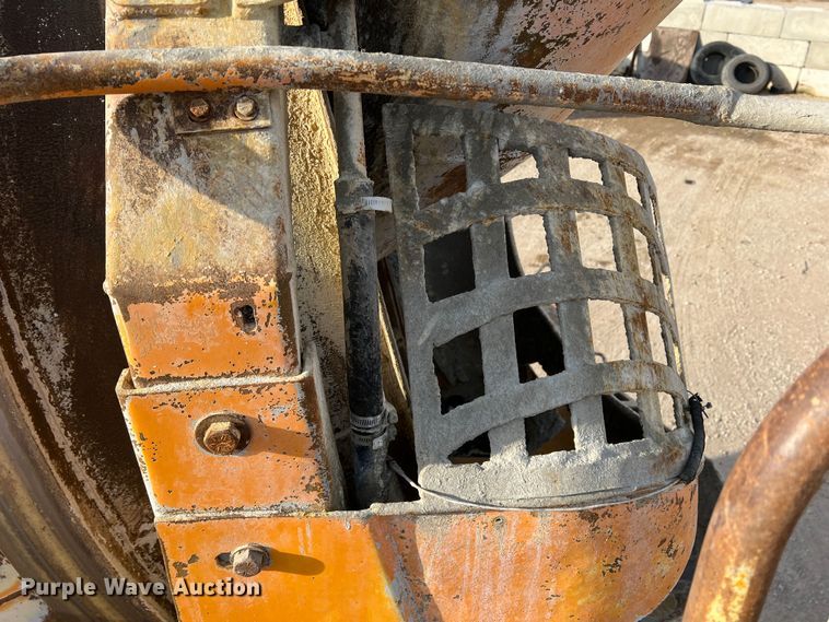 image for item DS2836 2007 Sterling L9500  ready mix truck