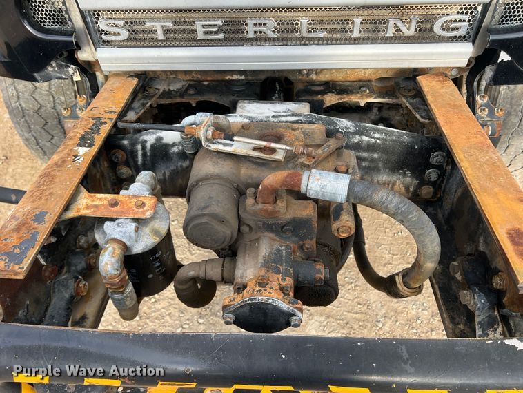 image for item DS2836 2007 Sterling L9500  ready mix truck