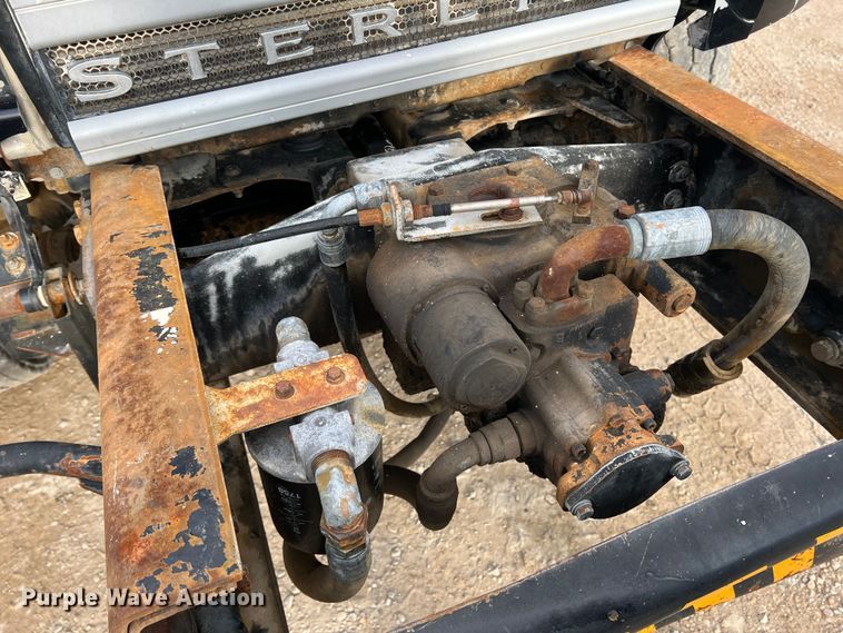 image for item DS2836 2007 Sterling L9500  ready mix truck