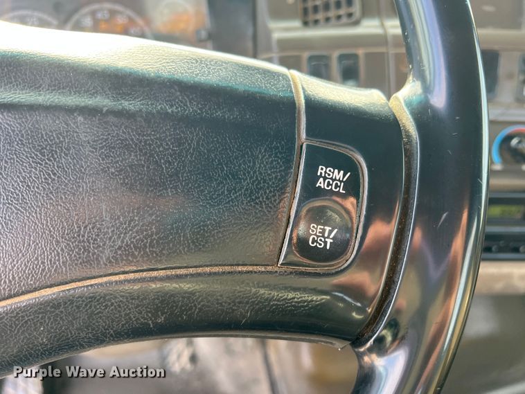 image for item DS2836 2007 Sterling L9500  ready mix truck