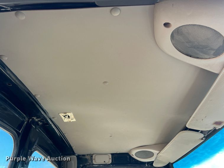 image for item DS2836 2007 Sterling L9500  ready mix truck