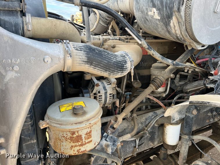 image for item DS2836 2007 Sterling L9500  ready mix truck