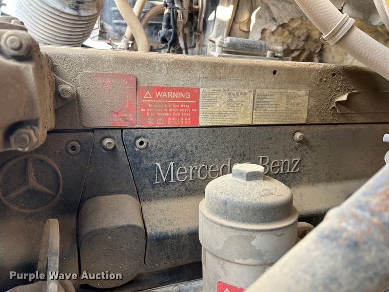 image for item DS2836 2007 Sterling L9500  ready mix truck