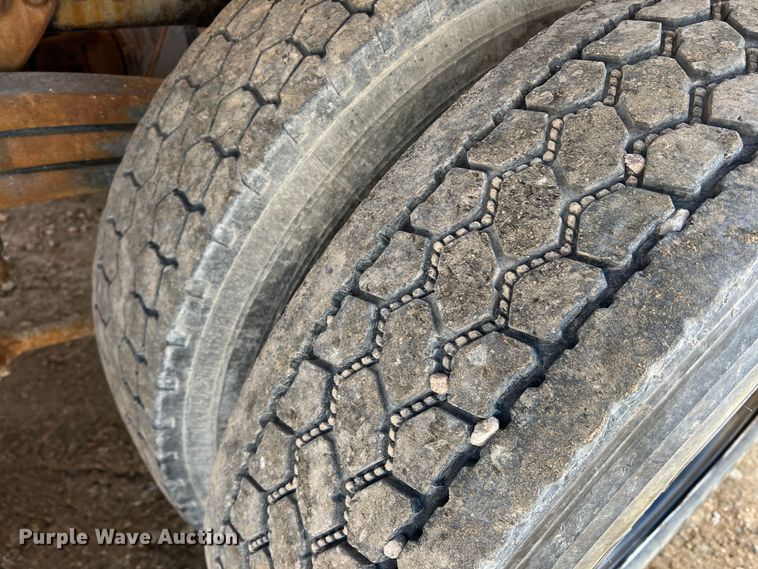 image for item DS2836 2007 Sterling L9500  ready mix truck