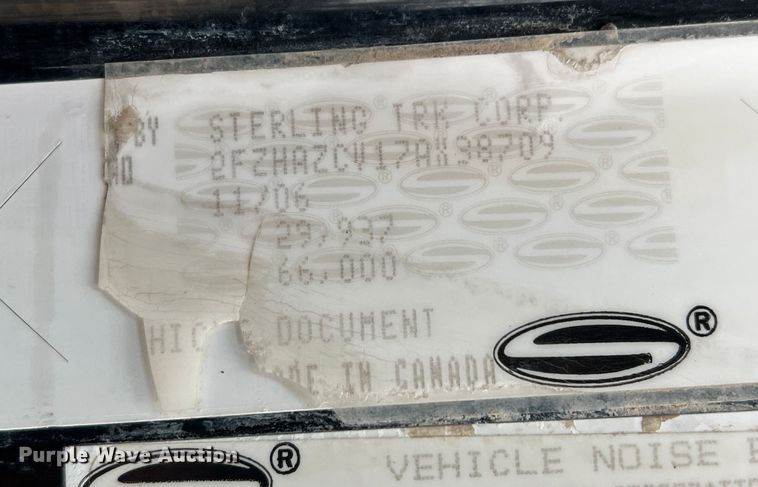 image for item DS2836 2007 Sterling L9500  ready mix truck