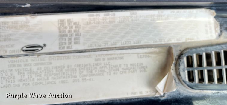 image for item DS2836 2007 Sterling L9500  ready mix truck