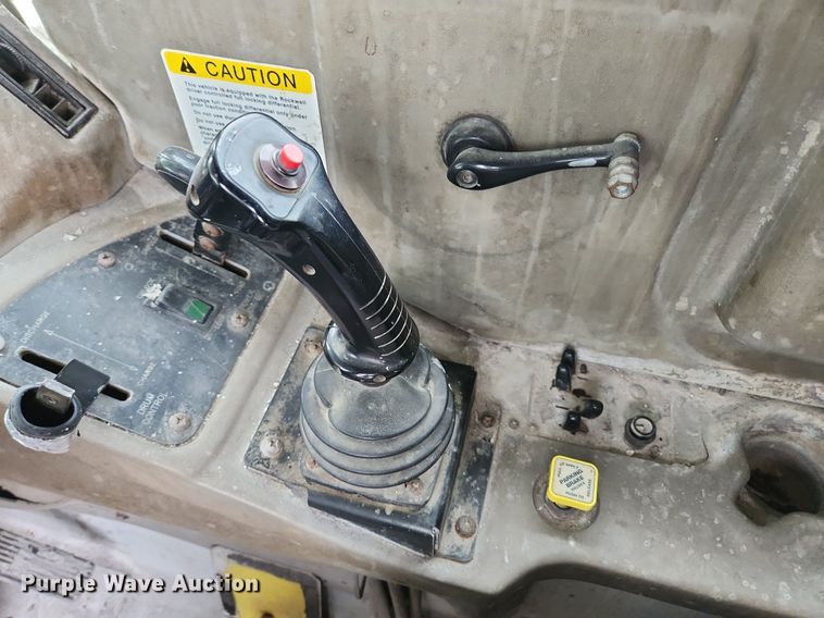 image for item EA9443 2003 Oshkosh S Series  ready mix truck