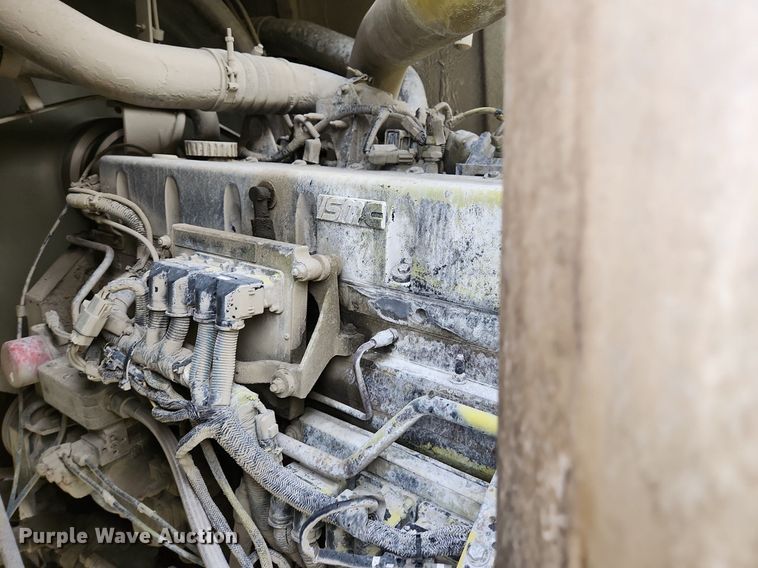 image for item EA9443 2003 Oshkosh S Series  ready mix truck