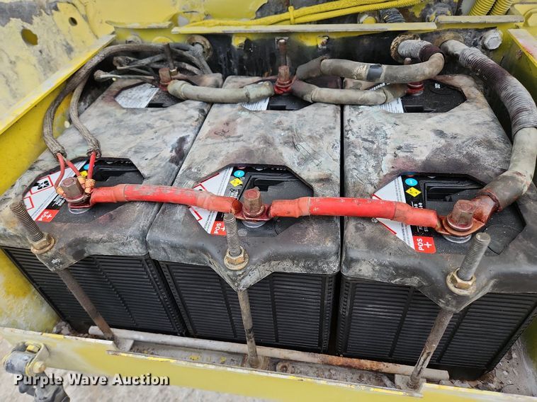 image for item EA9443 2003 Oshkosh S Series  ready mix truck