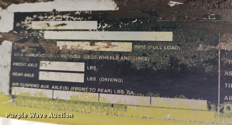 image for item EA9443 2003 Oshkosh S Series  ready mix truck