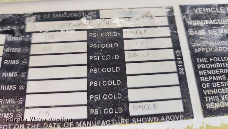 image for item EA9443 2003 Oshkosh S Series  ready mix truck